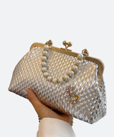 Silver Pearl Chain Clutch Bag - Torfeo