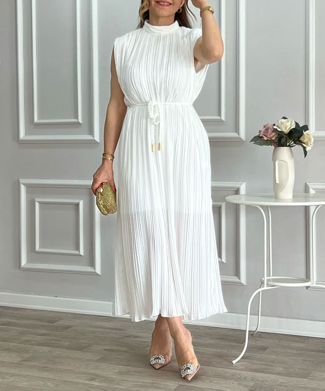 Sleeveless pleated European loose dress with straps