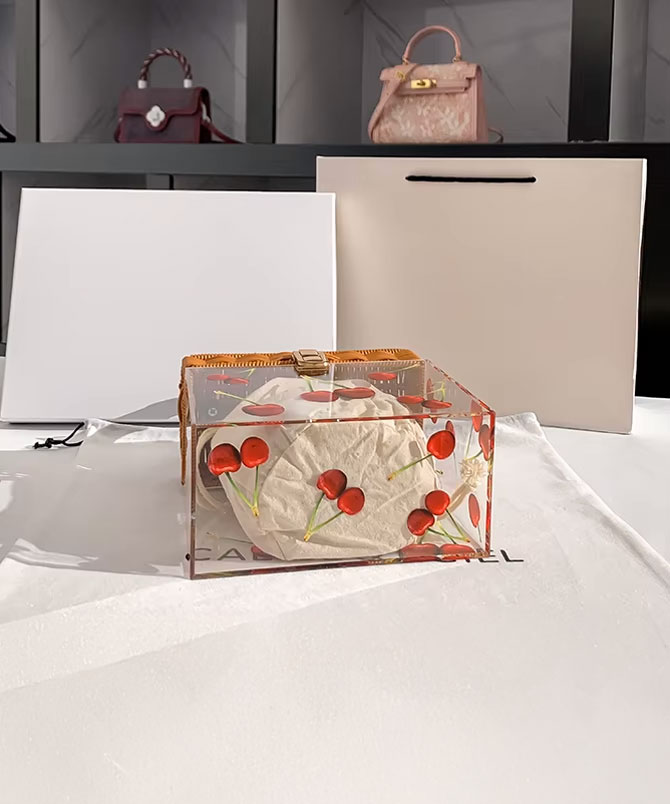 Cherry Portable Box Bag - TORFEO