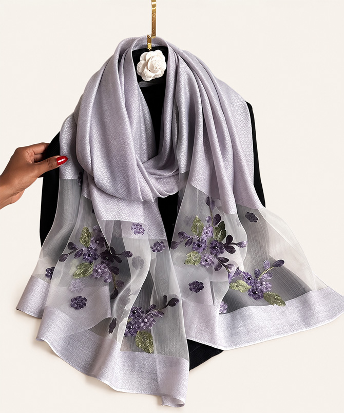 Grey Blossom Embellished Scarf - TORFEO