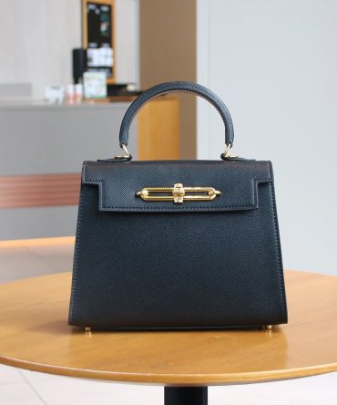 Black City Muse Structured Bag - TORFEO