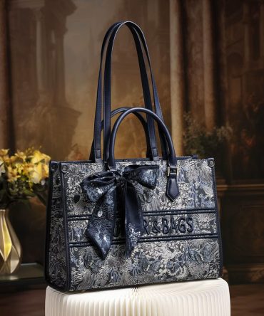 Moonlit Manor Handbag - TORFEO