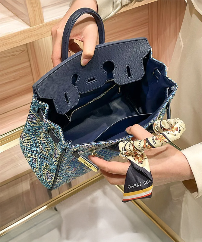 Interior Compartment of the Mosaic Tapestry Handbag - TORFEO