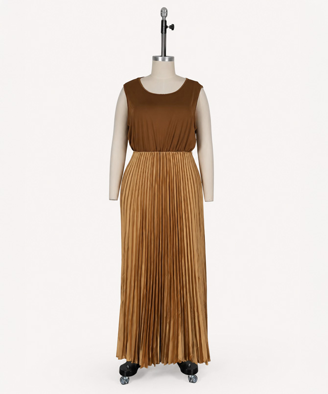Inner Dress of the Amber two-piece brown lace dress set - TORFEO